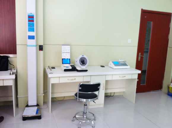 �ҹ�˾������Ա�����ݽ��о���ѹ�������ǰ�װ����